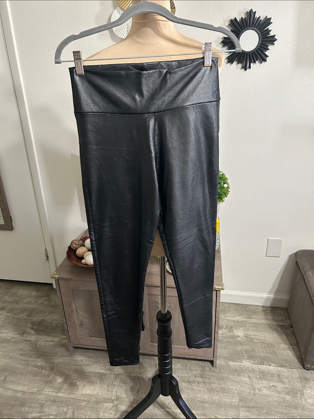 Faux ❤️Leather High-Waist Leggings - Black